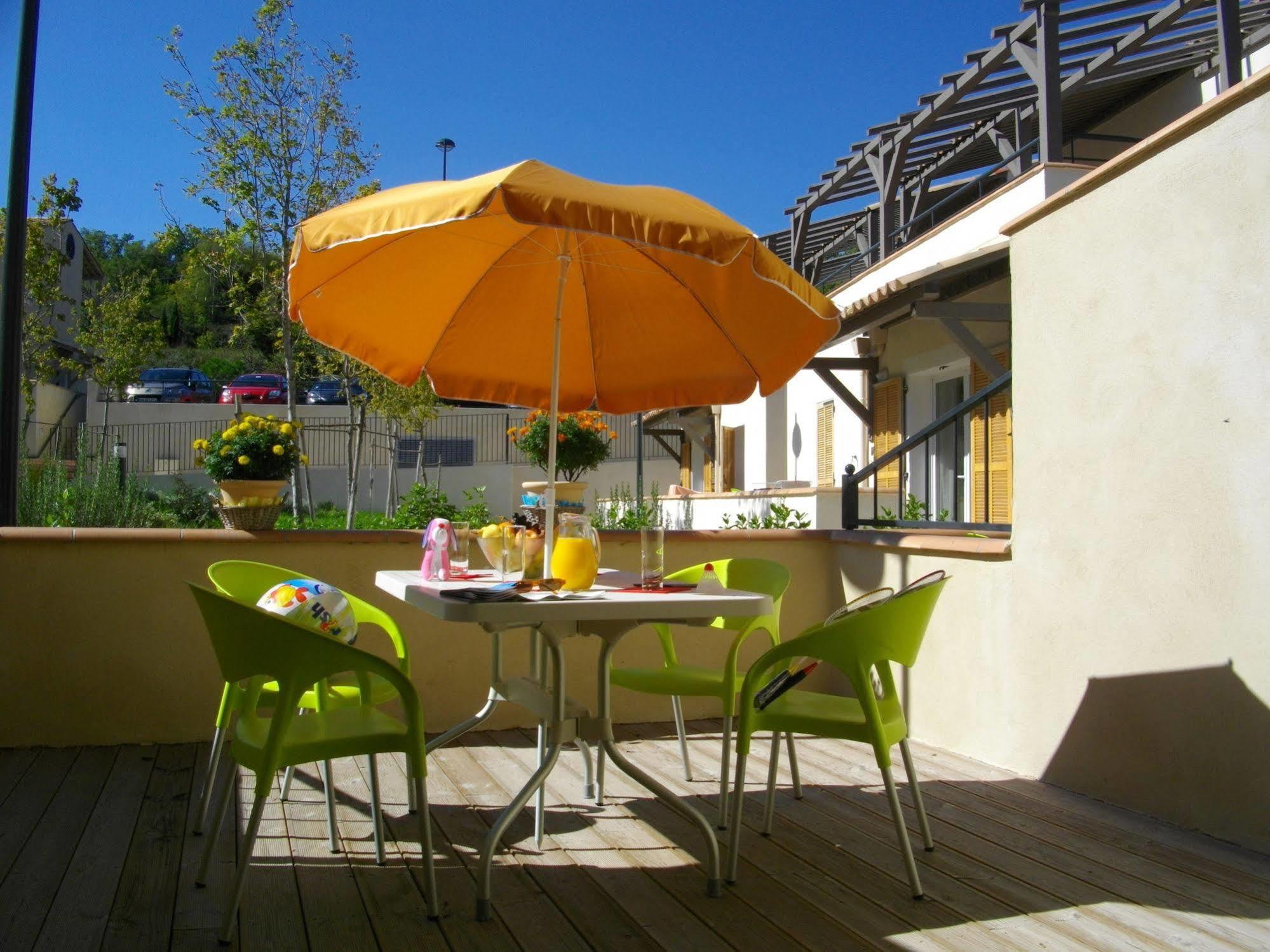 Garden&City Mont-Ventoux Malaucène Exterior foto