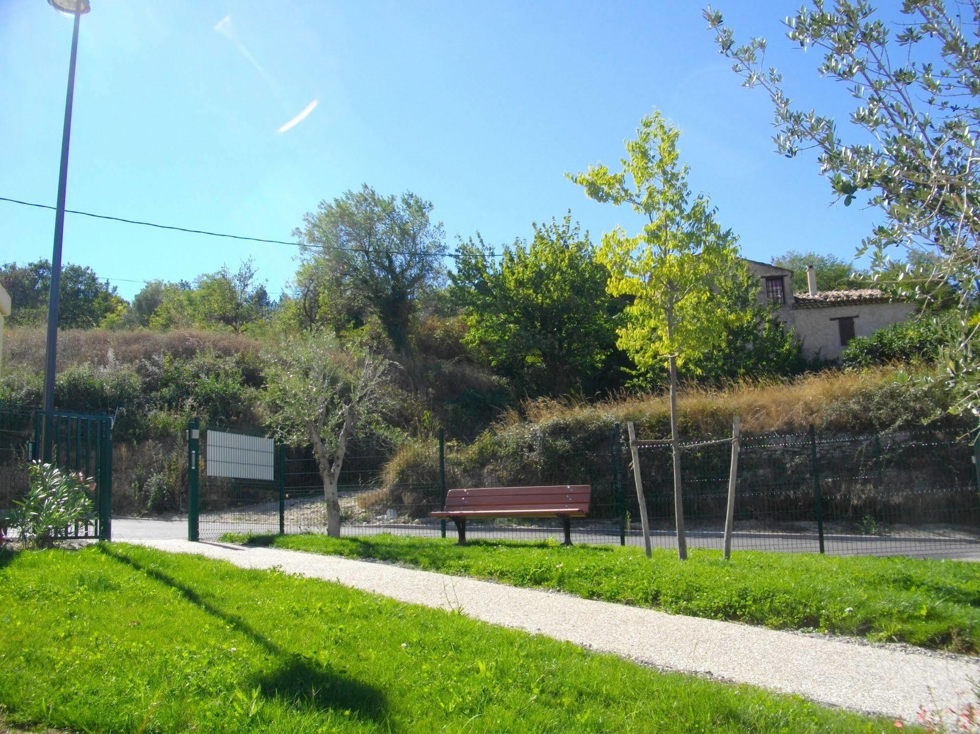 Garden&City Mont-Ventoux Malaucène Exterior foto